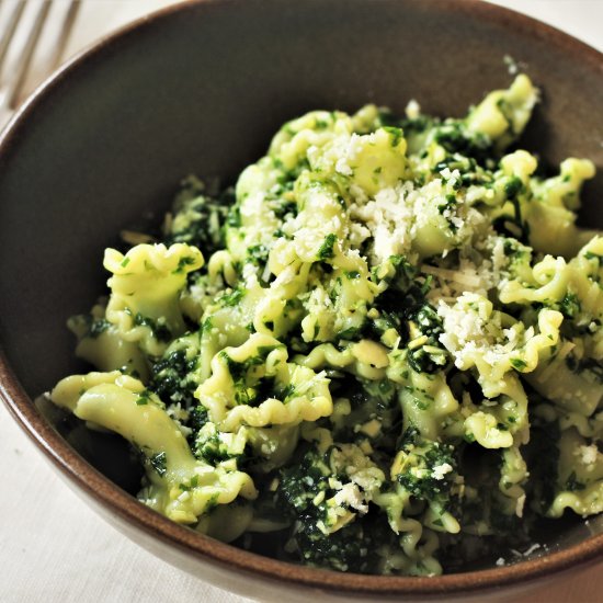 Parsley and Almond Pesto