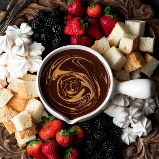 Chocolate Peanut Butter Fondue