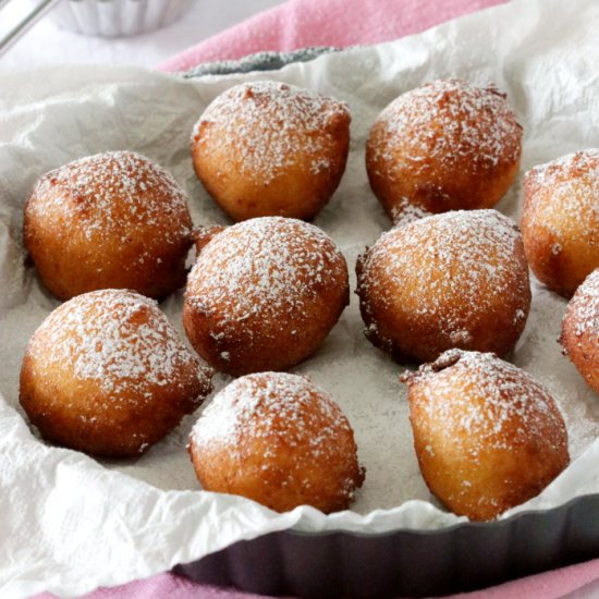 Zeppole, Ricotta Doughnuts