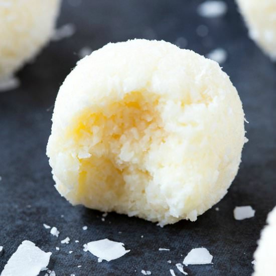 4 Ingredient Coconut No Bake Bites