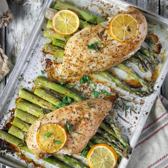 Lemon-Herbs Chicken with Asparagus