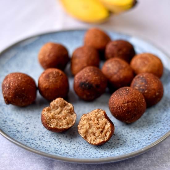 Keralan-style banana fritters