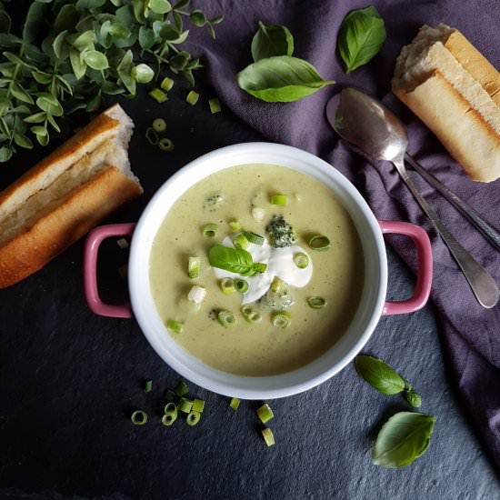 Velvety Broccoli Cheese Soup