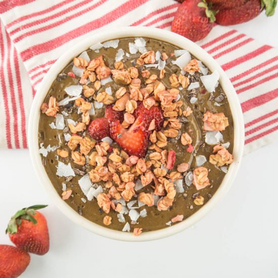 Chocolate Strawberry Smoothie Bowl