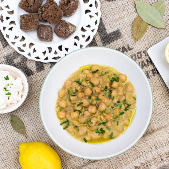 Creamy & Easy Chickpea Soup