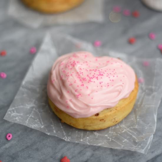 Heart-shaped Cinnamon Rolls