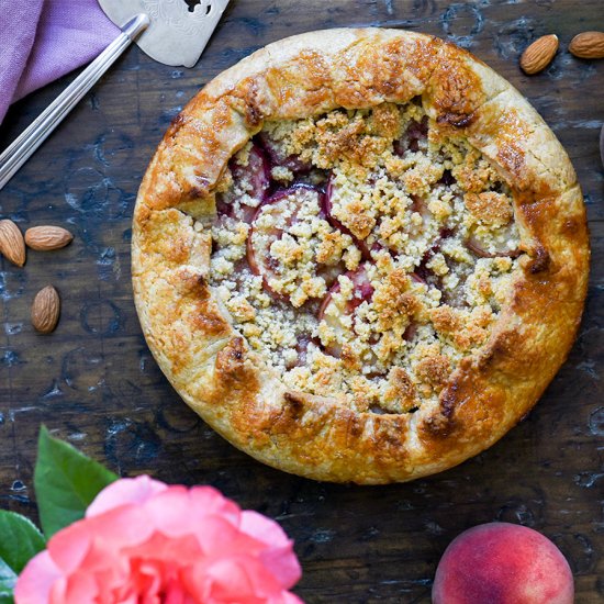 Peach crostata with an almond crumb