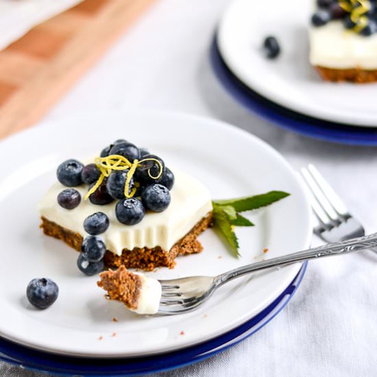 No Bake Greek Yogurt Cheesecake