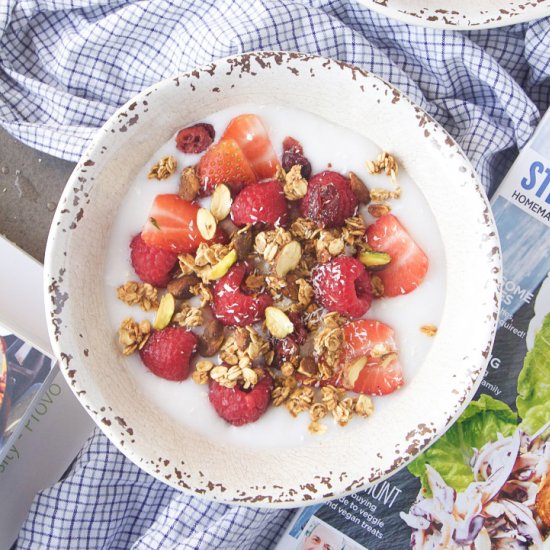 Pistachio and Cranberry Granola