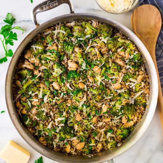 One Pan Broccoli Quinoa Skillet