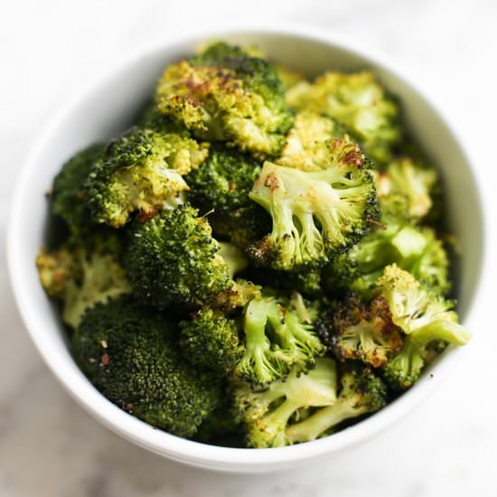 easy one pan roasted broccoli