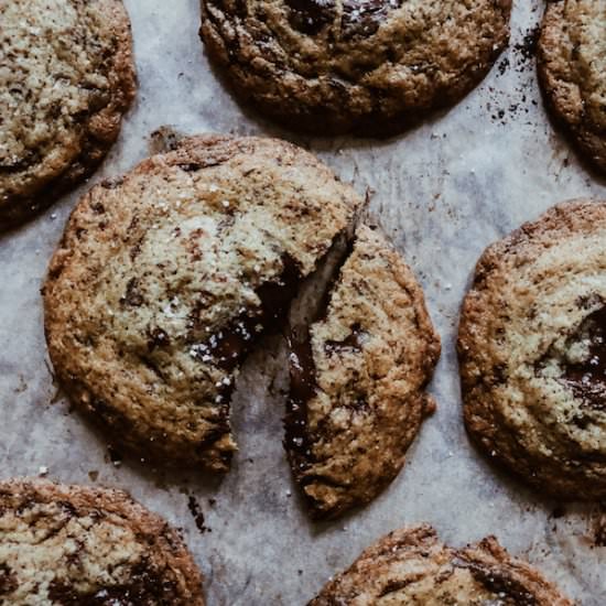 The Ultimate Chocolate Chunk Cookie