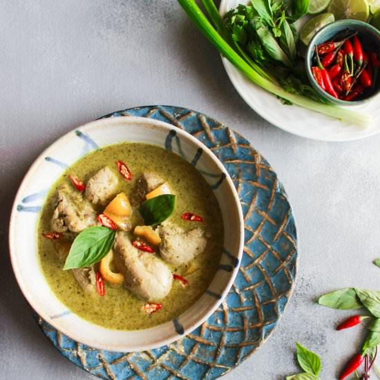 Fragrant Green Chicken Curry