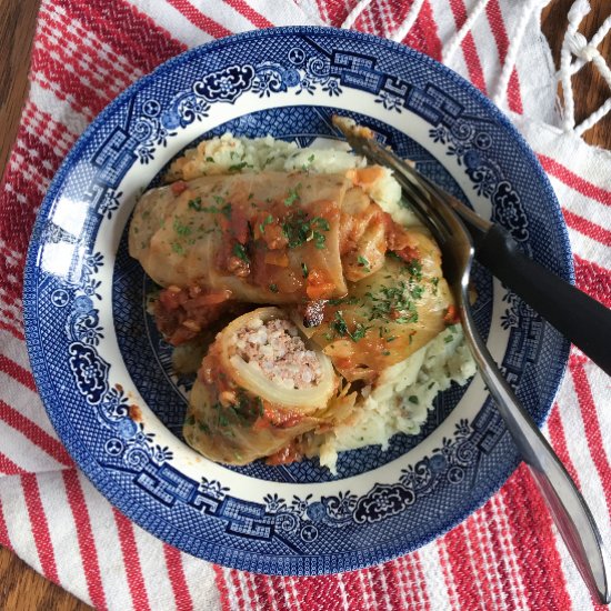 Beefy cabbage Rolls in Tomato Sauce