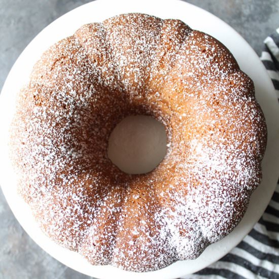 Chocolate Pistachio Bundt Cake