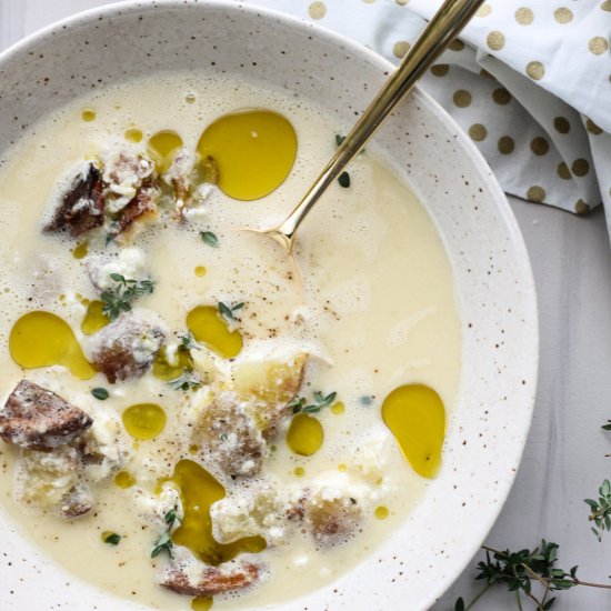 Roasted Garlic Potato Soup