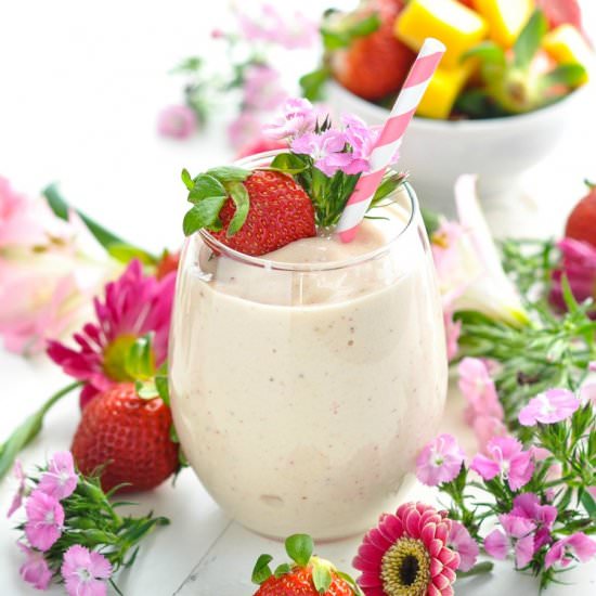 Mango and Strawberry Smoothie