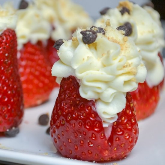 Cannoli Cheesecake Strawberries