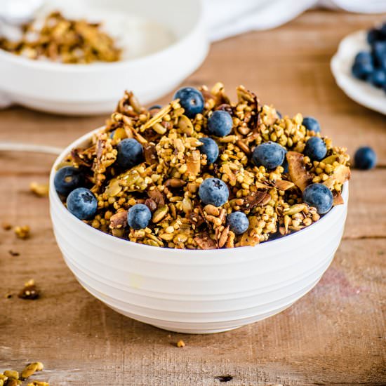 Crunchy Turmeric Granola