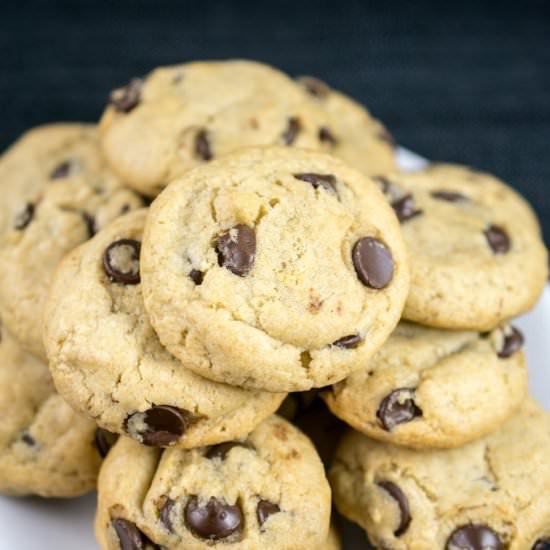 Vegan Chocolate Chip Cookies