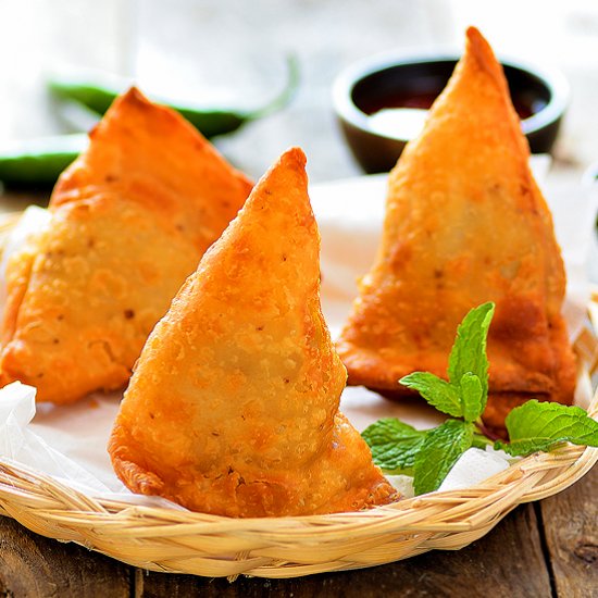 Punjabi Samosa | Aloo Samosa