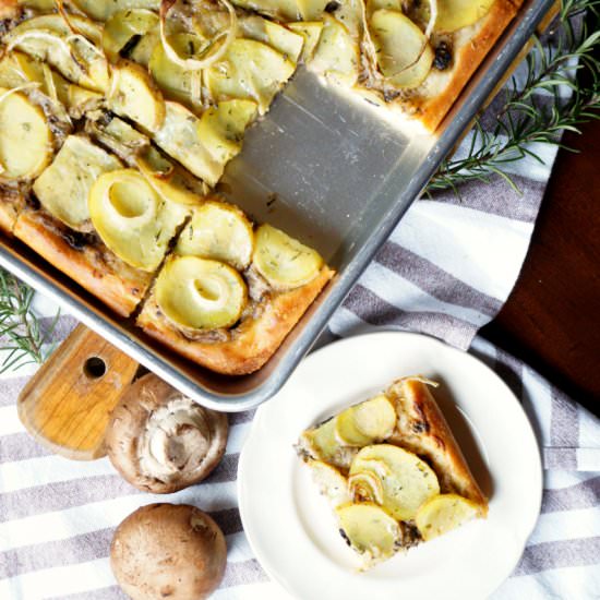 vegan potato mushroom pizza