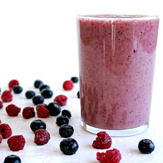 Berry Pre-Workout Smoothie