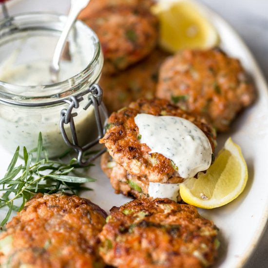 Salmon Cakes with Tarragon Aioli