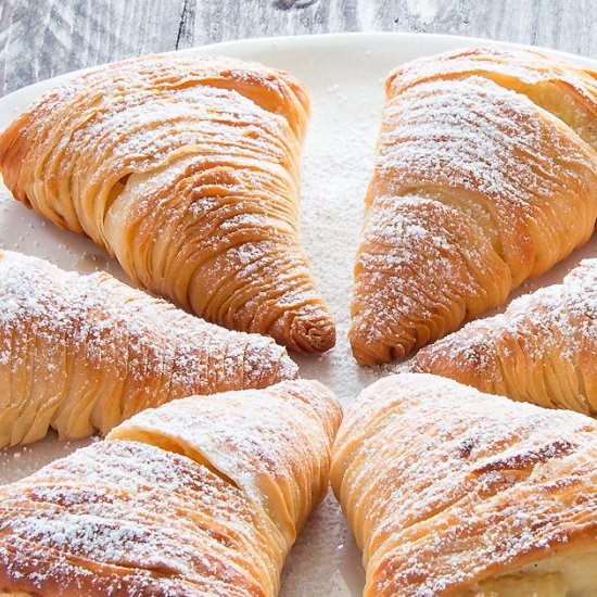 Sfogliatelle – Lobster Tail Pastry