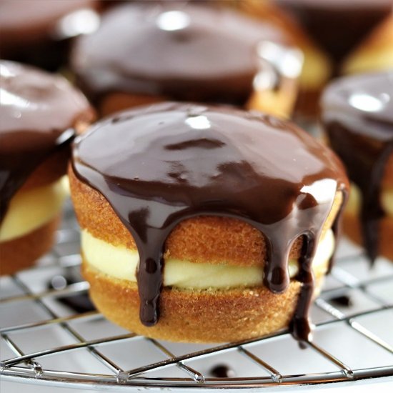 Boston Cream Pie Cupcakes