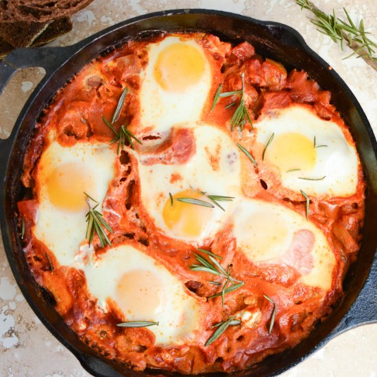 Easy Baked Shakshuka with Fennel