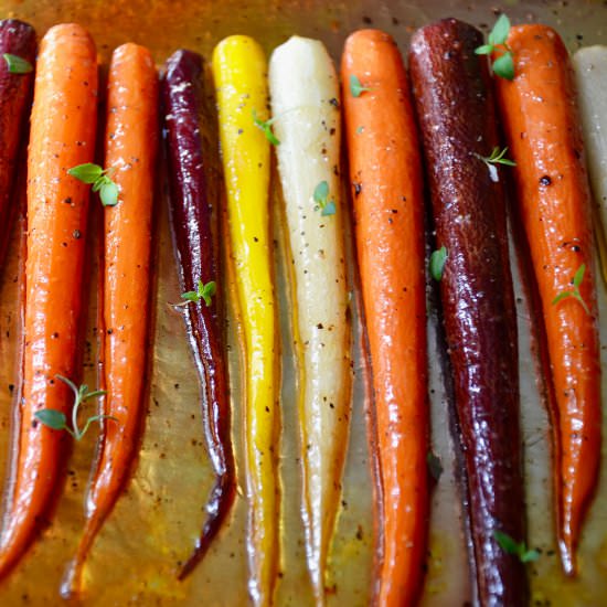 Easy Honey Roasted Carrots