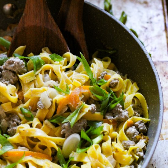 Creamy beef bell pepper pasta