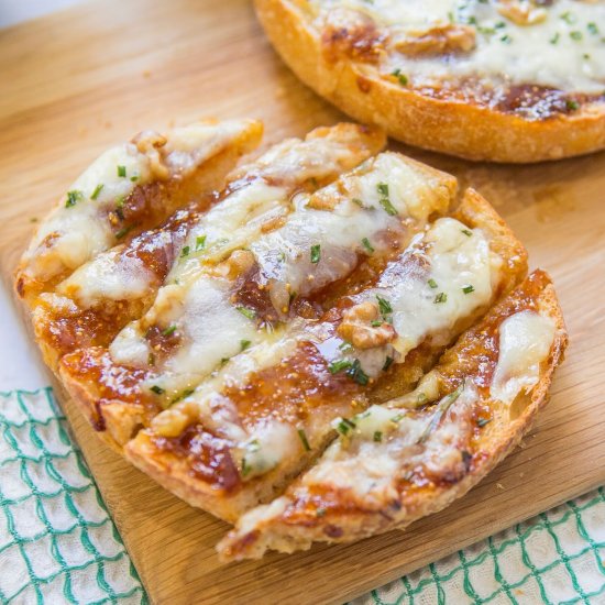 Sweet and Savory Cheesy Bread