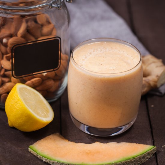 Cantaloupe-Ginger-Almond Smoothie