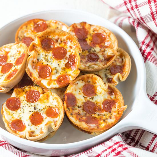 mini cupcake pizzas