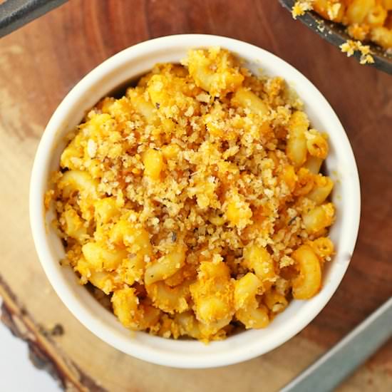 Vegan Baked Macaroni and Cheese