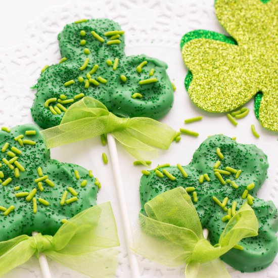 Shamrock Pretzel Sticks