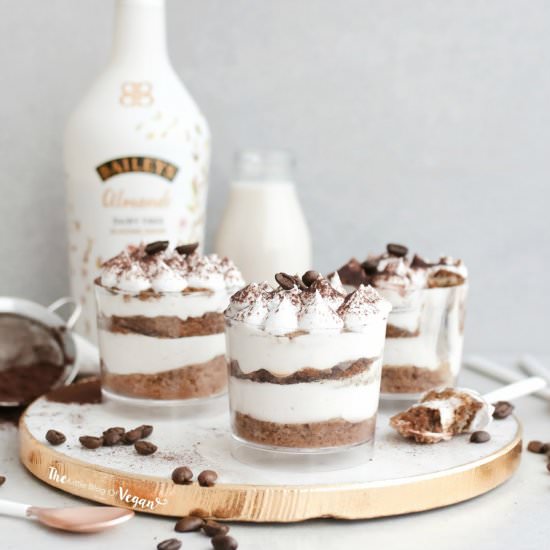 Easy vegan Tiramisu