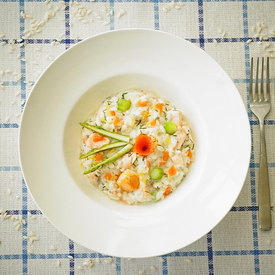 Salmon risotto with asparagus