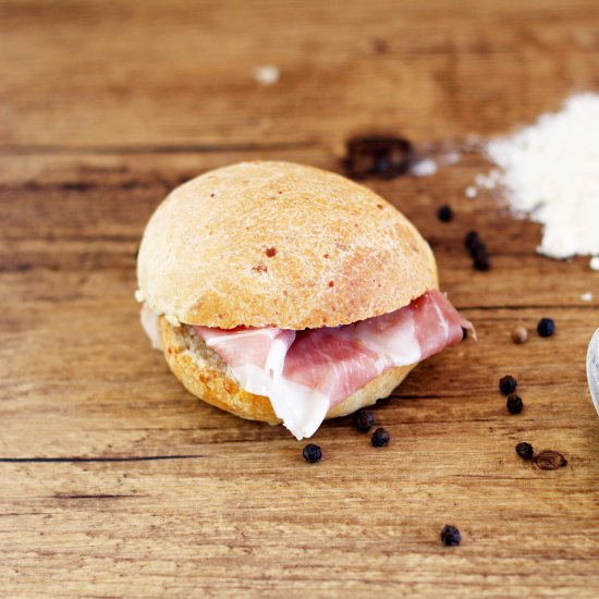 Pecorino and black pepper buns