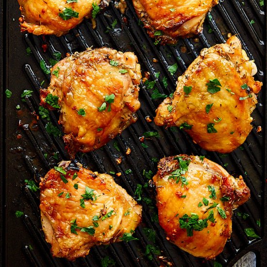 Simple Baked Chicken Thighs