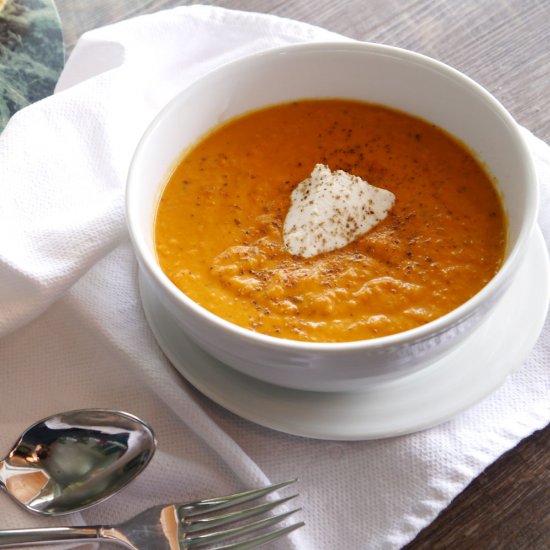 Creamy Tomato and Squash Soup