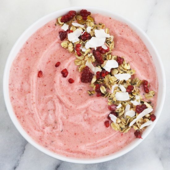 Pink Smoothie Bowl