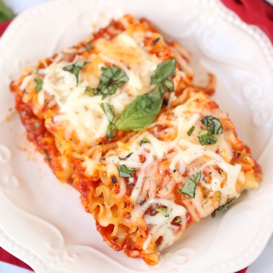 Easy Meatless Lasagna Rolls