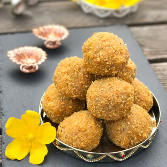 Churma Laddu