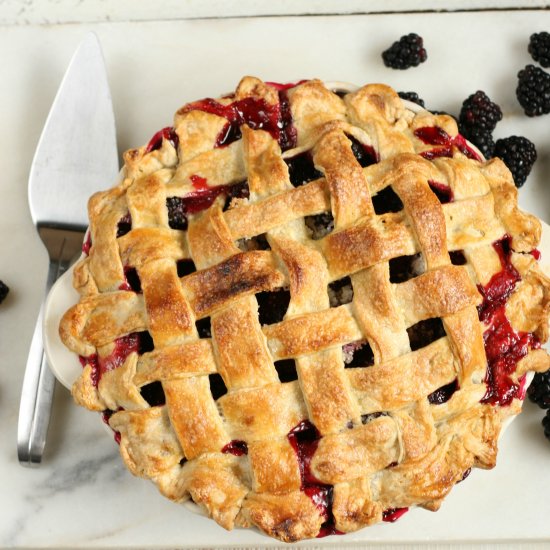 Old Fashioned Blackberry Pie