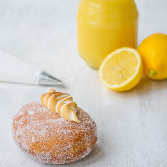 Lemon Meringue Doughnuts