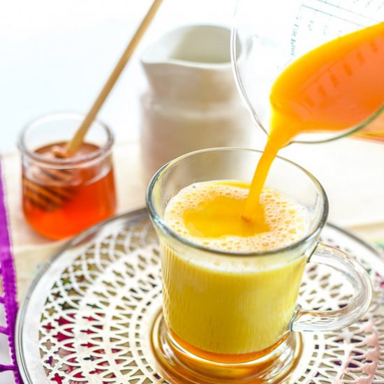 Turmeric Almond Milk Tea