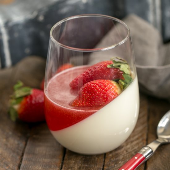 Vanilla Panna Cotta